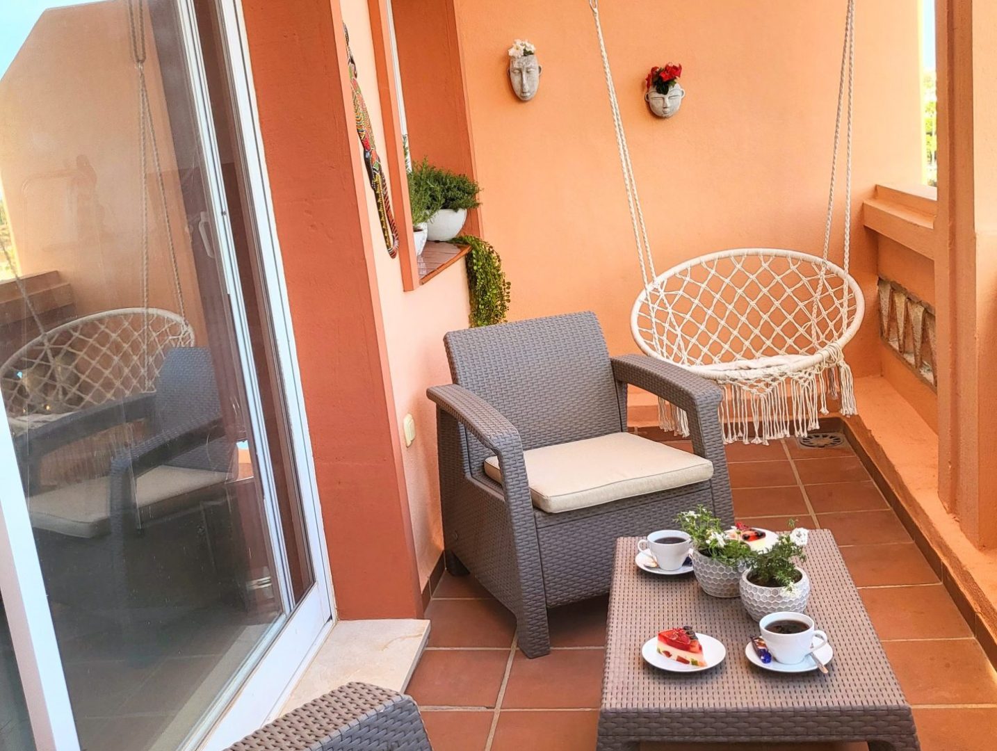 balkon przy salonie